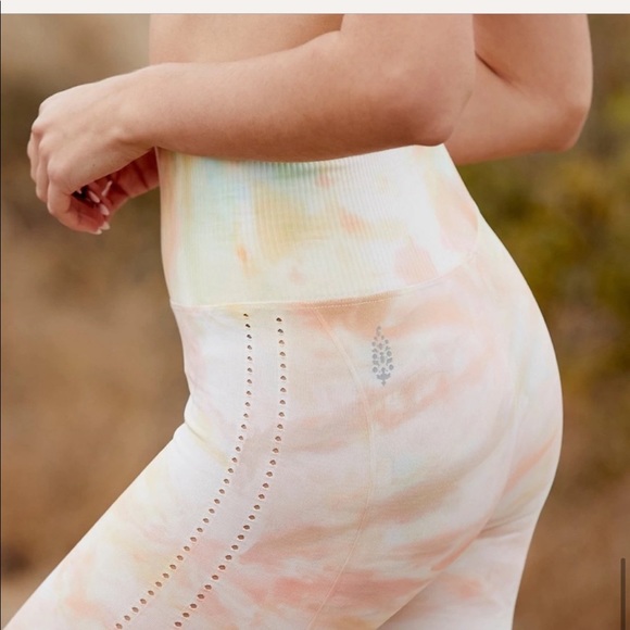 Free People Movement Prisma Rainbow Tie Dye Leggings Size M - Picture 4 of 13